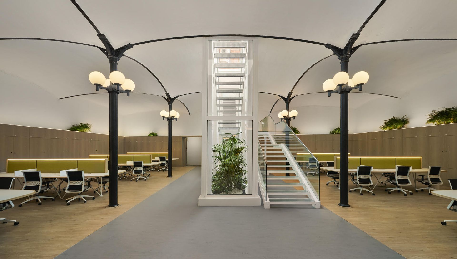 Coworking near Barcelona center in Plaza Universitat