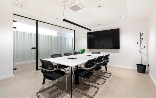 Coworking with meeting rooms Eixample Sardenya
