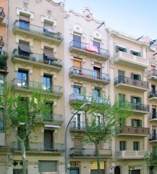 Immediate availability coworking Eixample Sardenya Barcelona