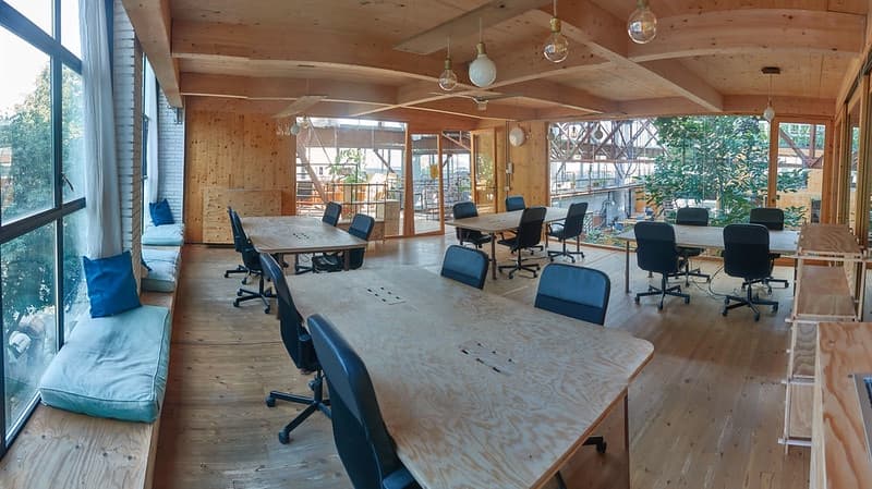 Espacio de trabajo flexible en 22 Arroba Marina