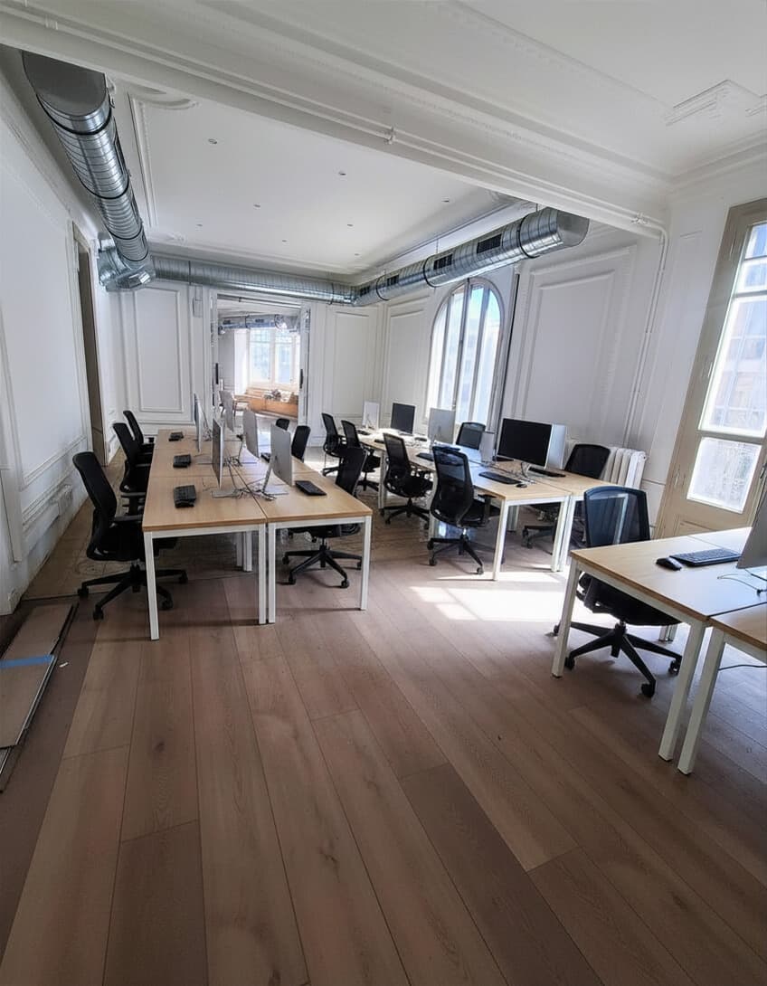 Coworking open space Consell de Cent Barcelona | Officionados