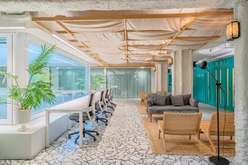 Bureau à louer avec local vélo