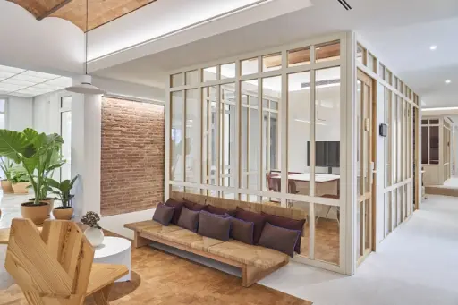 Bureau partagé avec événements networking hebdomadaires