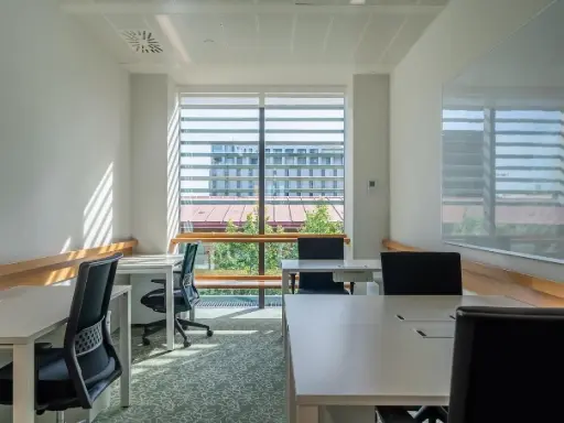 best plug and play office space 22@ barcelona workspace ideal for consultants