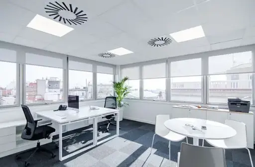 Suite professionnelle avec services et conciergerie