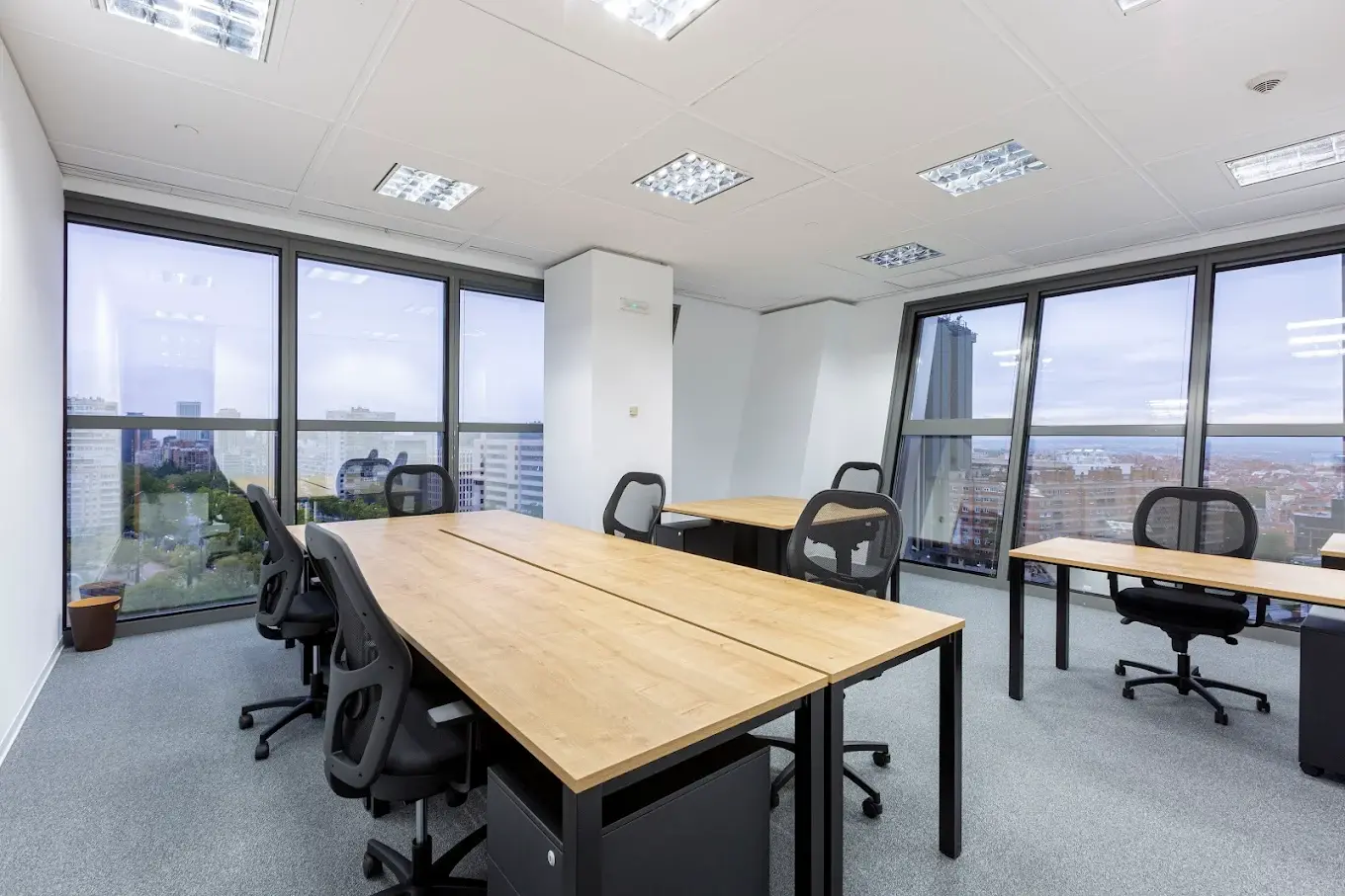 plug and play office space madrid plaza castilla