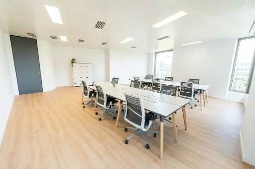 Oficina privada en Barcelona, L'Illa Diagonal