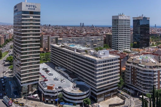 discover street views of sants business area